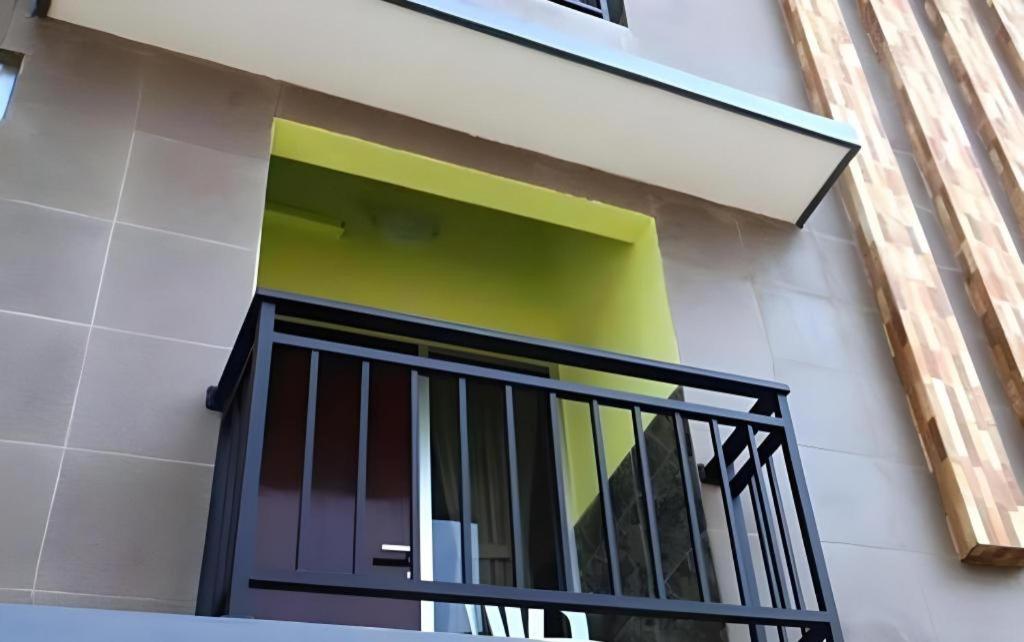 Oasis Studio - Satu Kejayan Exterior foto